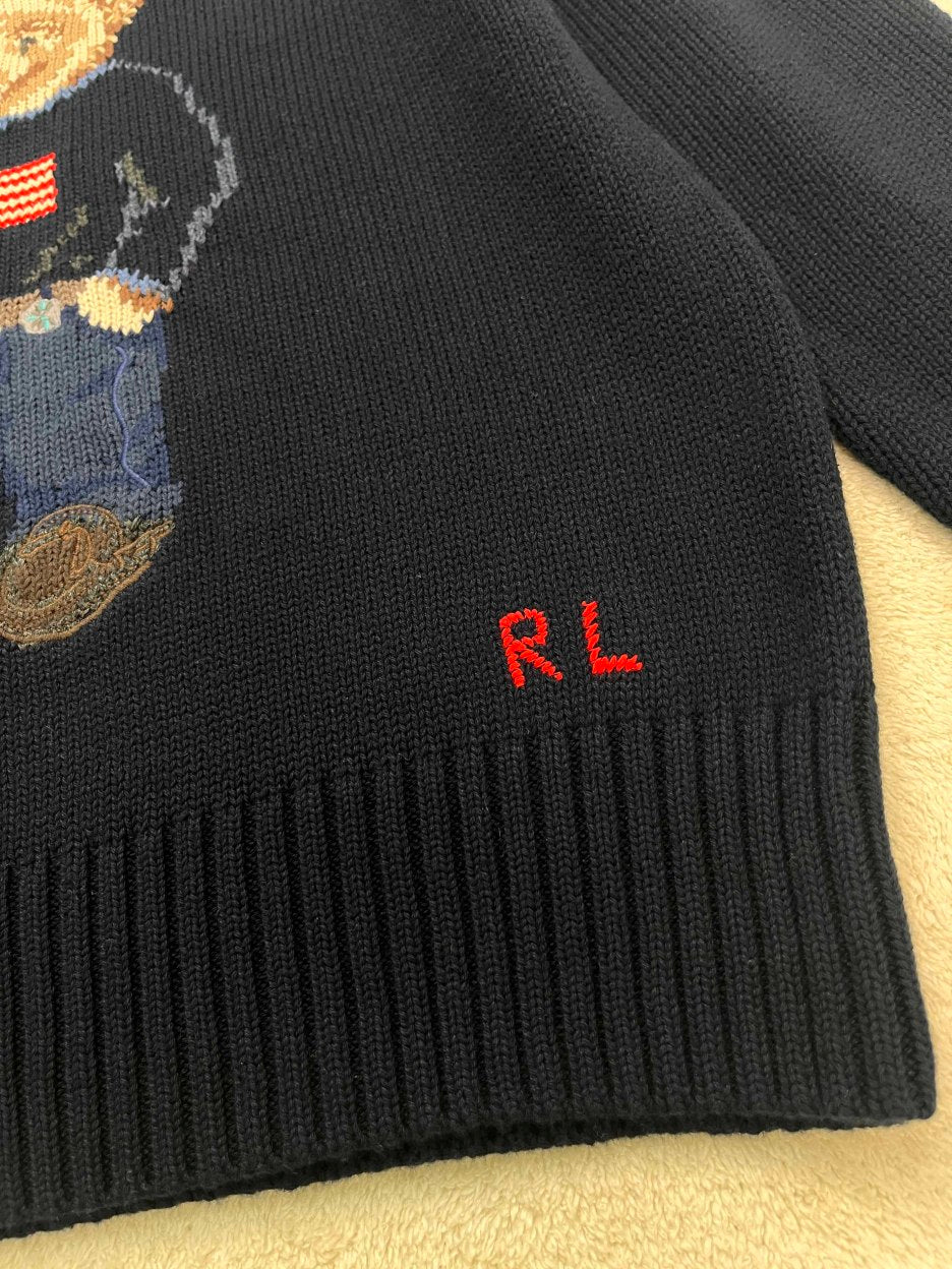 Pull à col rond avec ours RL et drapeau